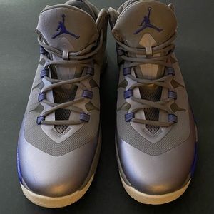 Men’s Jordan SuperFly 2. Size 13. Silver and Blue.